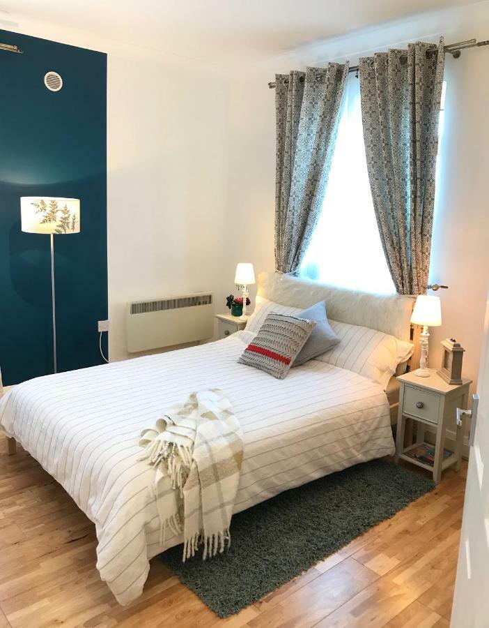 Modern Boutique Studio Apartment 伯恩茅斯 外观 照片